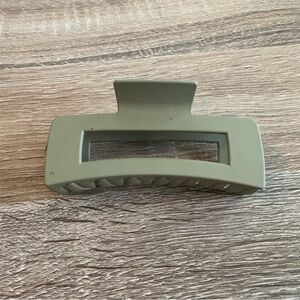 Tan/Beige Hair Claw Clip